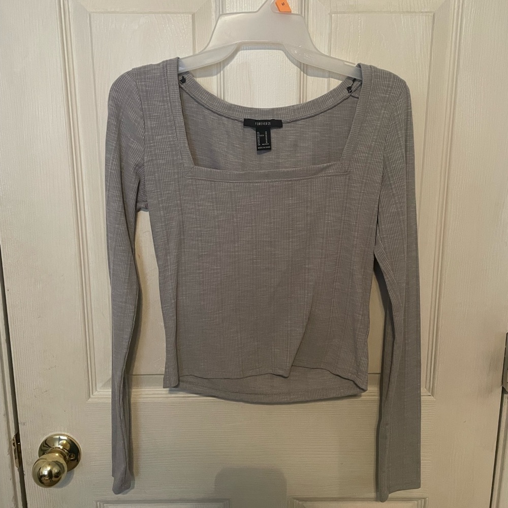 Forever 21 Grey long sleeve crop top